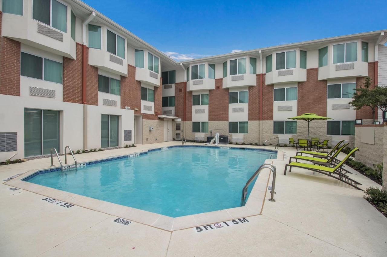 Springhill Suites By Marriott Dallas Nw Highway At Stemmons / I-35East Экстерьер фото