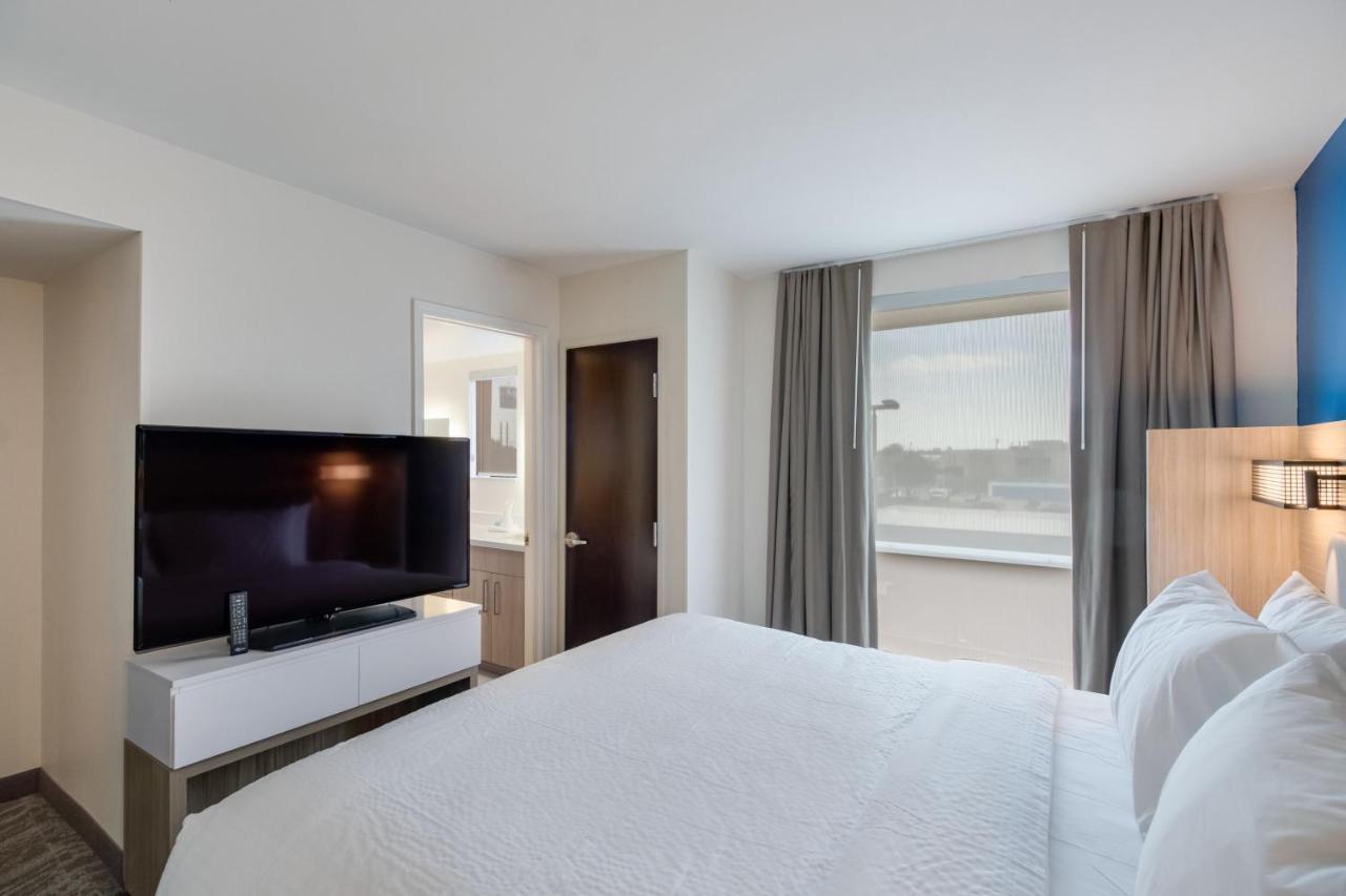 Springhill Suites By Marriott Dallas Nw Highway At Stemmons / I-35East Экстерьер фото