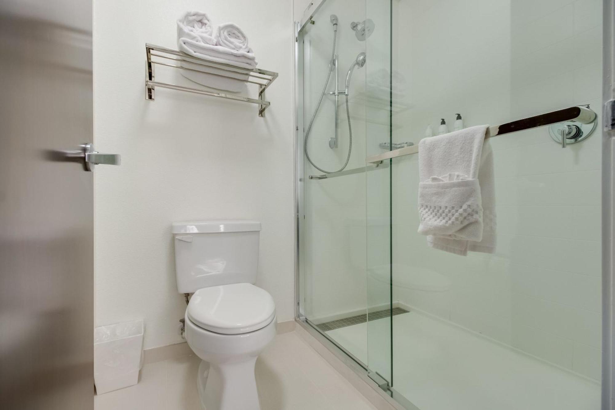 Springhill Suites By Marriott Dallas Nw Highway At Stemmons / I-35East Экстерьер фото