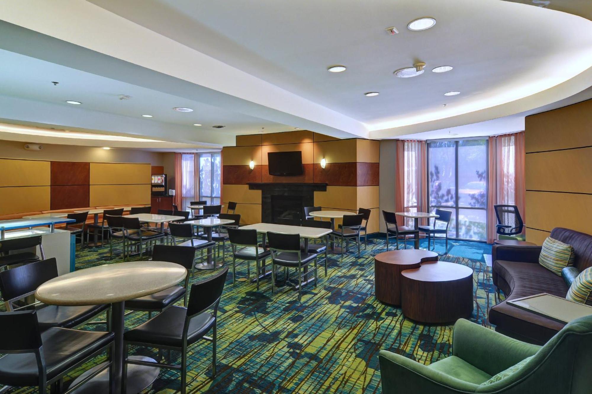 Springhill Suites By Marriott Dallas Nw Highway At Stemmons / I-35East Экстерьер фото